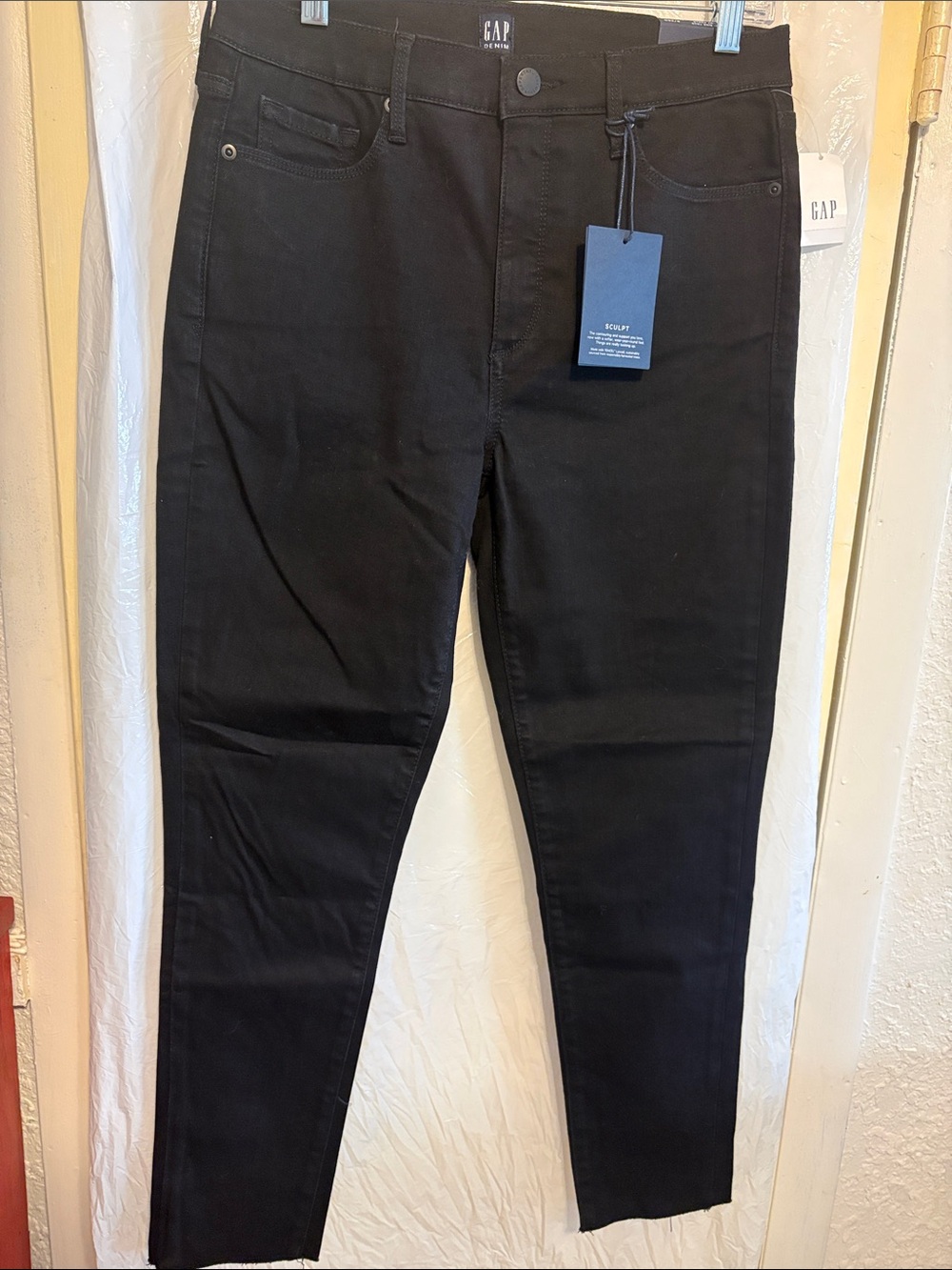 GAP Men's Skinny Jeans in Black
